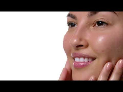 video showing benefits of using clinique moisturizing jelly available at Heygirl.pk for delivery in Pakistan