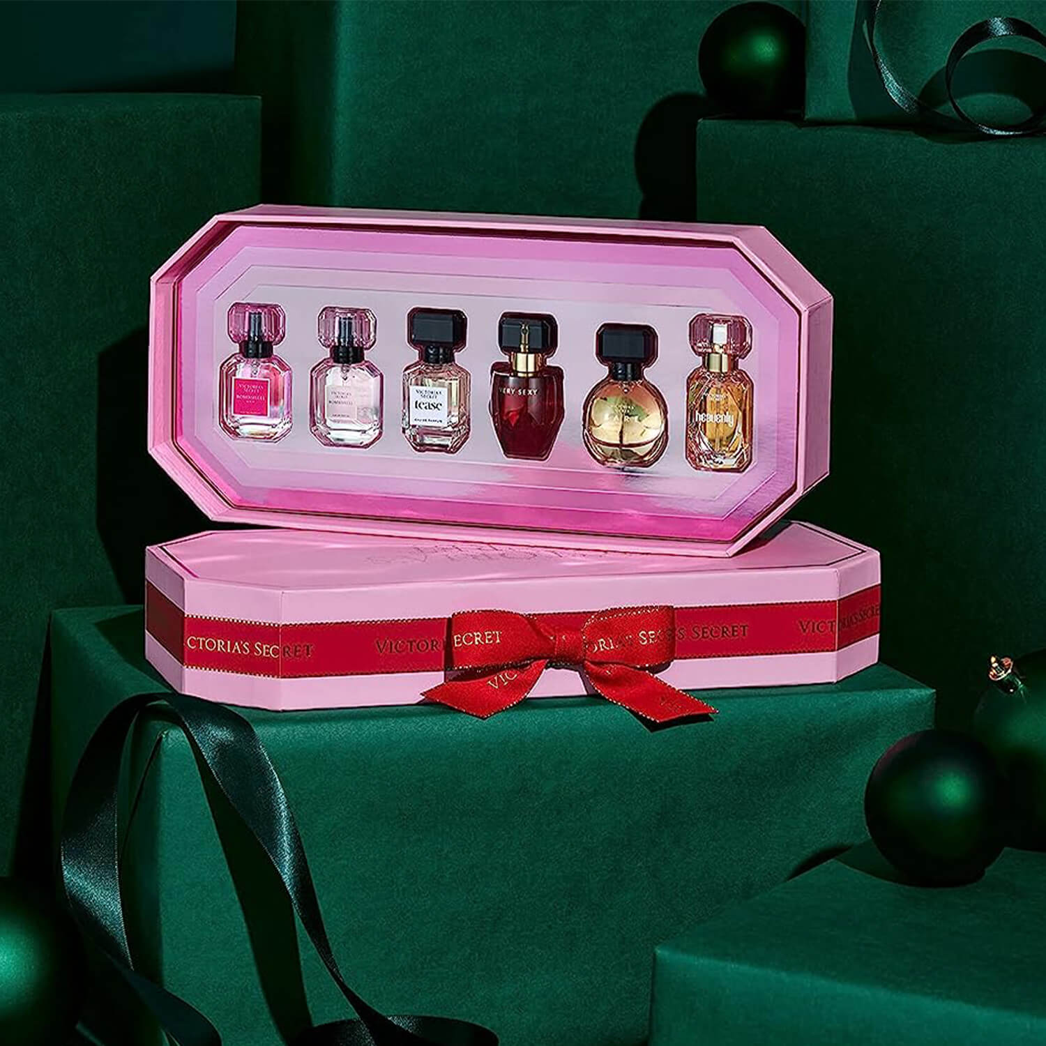 VICTORIA SECRET - DELUXE MINI FRAGRANCE TRIO - 3 MINI PERFUME GIFT SET  HEART BOX | Perfume gift sets, Mini fragrance, Gift set